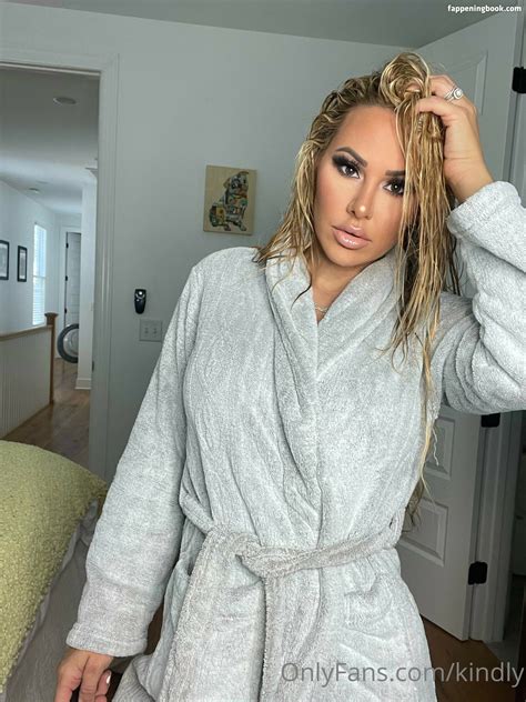 Kindly myers nude onlyfans
